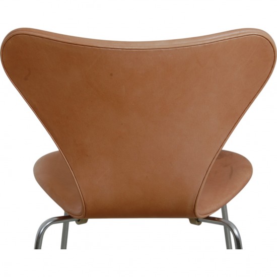 Set of four Arne Jacobsen Seven chairs in patinated cognac leather