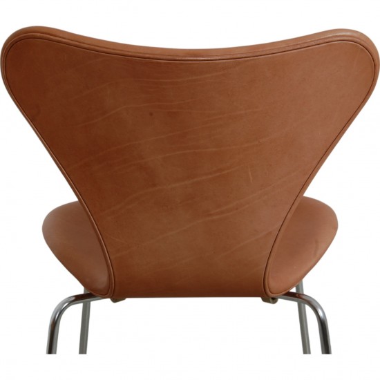 Set of four Arne Jacobsen Seven chairs in patinated cognac leather