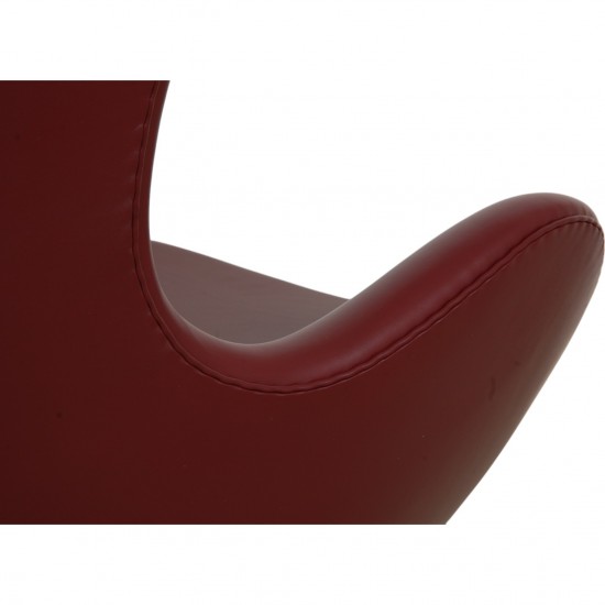 Arne Jacobsen Egg Chair reupholstered in Oxblood classic leather