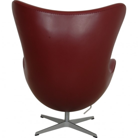 Arne Jacobsen Egg Chair reupholstered in Oxblood classic leather