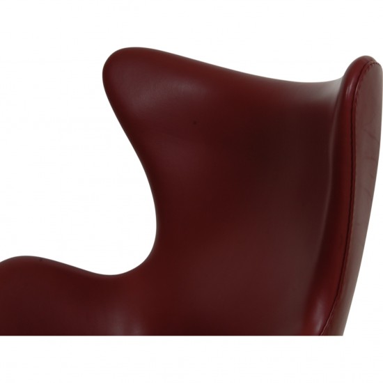Arne Jacobsen Egg Chair reupholstered in Oxblood classic leather