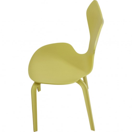 Set of 6 Yellow Arne Jacobsen Grandprix chairs