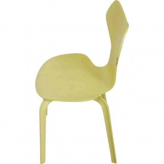 Set of 6 Yellow Arne Jacobsen Grandprix chairs