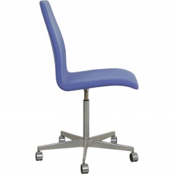 Arne Jacobsen Oxford office chair in blue fabric