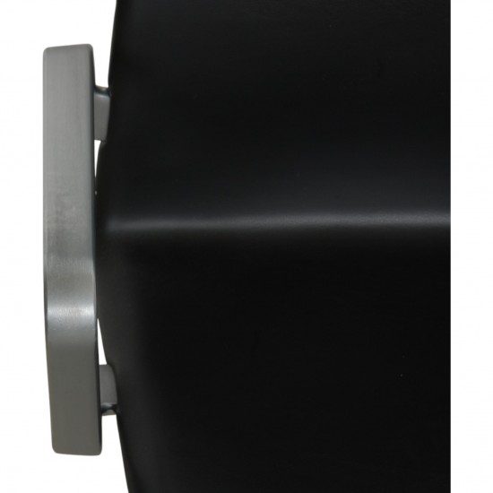 Arne Jacobsen Oxford chair in black Essential leather