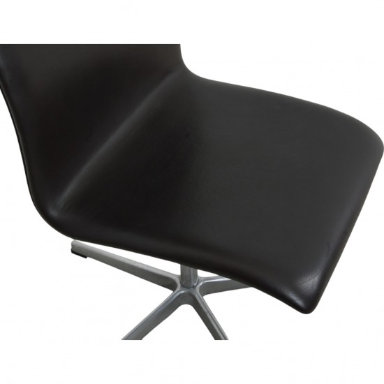Arne Jacobsen Set of 6 Oxford chairs in dark brown leather