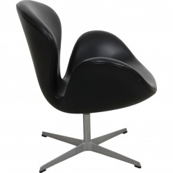 Arne Jacobsen Swan chair in patinated black leather 1987