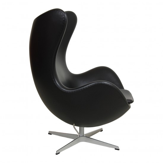 Arne Jacobsen Egg chair reupholstered in black aniline leather