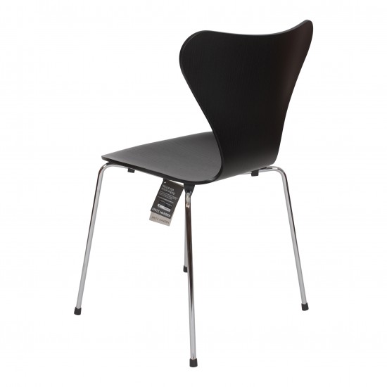 Arne Jacobsen Ny Syver stol 3107 af farvet ask - sort