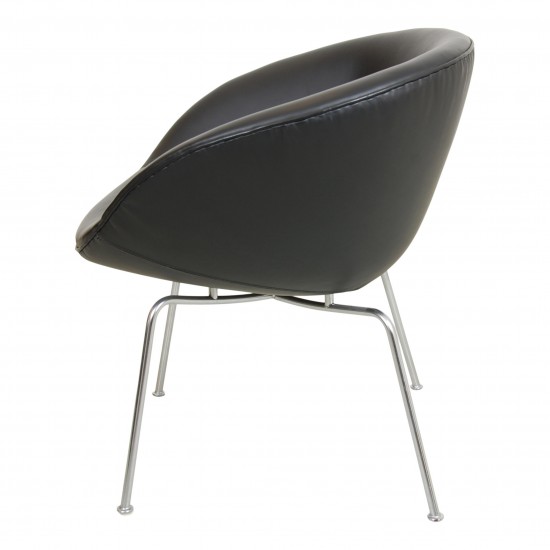 Arne Jacobsen Gryden lænestol i sort læder