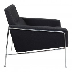 Arne Jacobsen 3301 Airport chair in grey fabric Arne Jacobsen 3301 Airport chair in grey fabric
