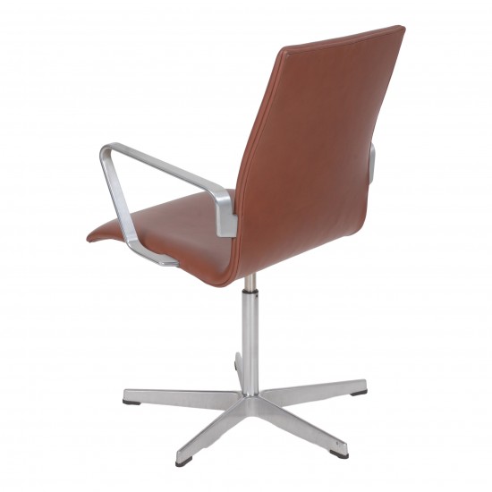 Arne Jacobsen Oxford chair with mokka classic leather