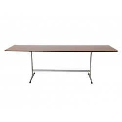 Arne Jacobsen Rectangular coffee table of lacquered rosewood 55x151 cm Arne Jacobsen Rectangular coffee table of lacquered rosewood 55x151 cm
