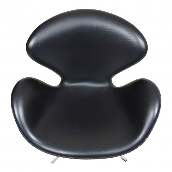 Arne Jacobsen Swan Chair in original black leather