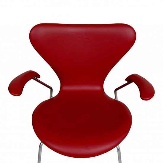 Arne Jacobsen syver armstol 3207 nybetrukket i Cherry semianilin læder Arne Jacobsen syver armstol 3207 nybetrukket i Cherry semianilin læder