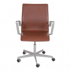 Arne Jacobsen Oxford office chair with mokka classic leather