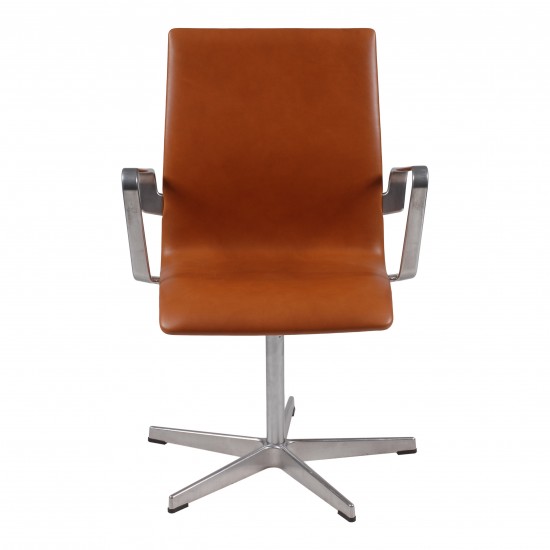 Arne Jacobsen oxford chair with armrests, newly upholstered with walnut aniline leather