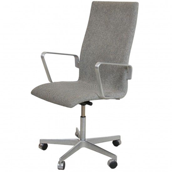 Arne Jacobsen Oxford office chair in grey hallingdal fabric