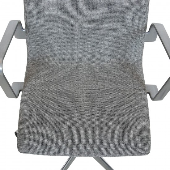 Arne Jacobsen Oxford office chair in grey hallingdal fabric