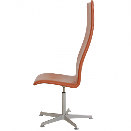 Arne Jacobsen tall Oxford chair in walnut essential leather