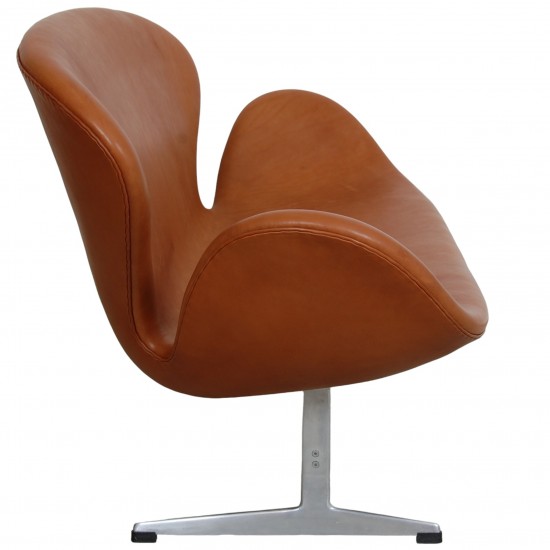 Arne Jacobsen Svane sofa i cognac anilin læder