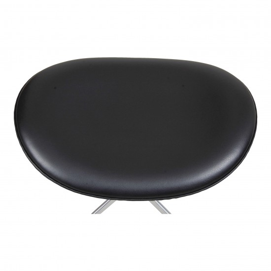 Arne Jacobsen Egg ottoman with black classic leather