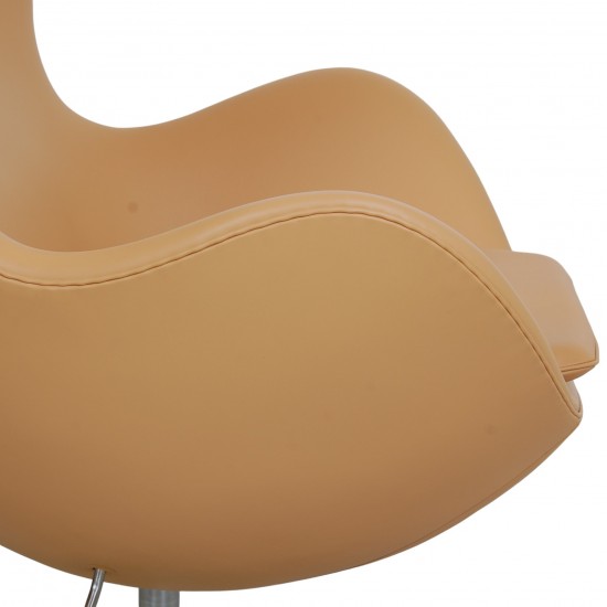 Arne Jacob Egg chair reupholstered in Nature Nevada aniline leather