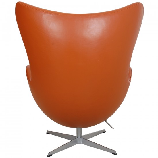 Arne Jacobsen Egg Chair in original cognac leather from 2006