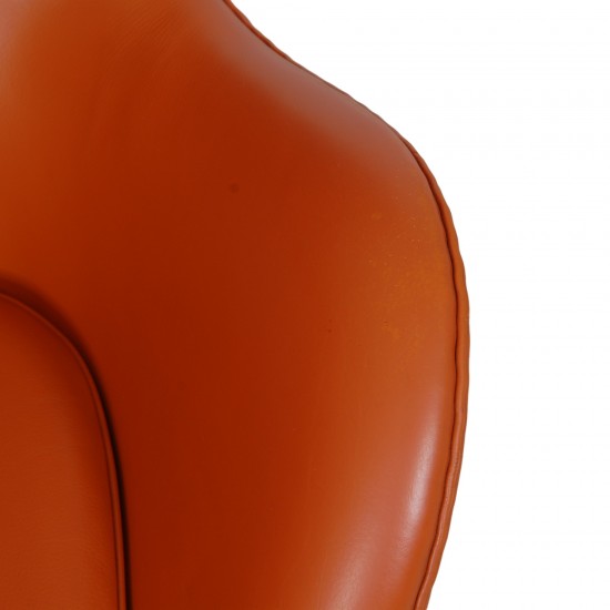 Arne Jacobsen Egg Chair in original cognac leather from 2006