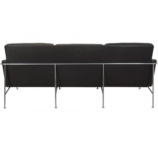 Arne Jacobsen 3-personers 3303 Sofa i patineret sort anilin læder