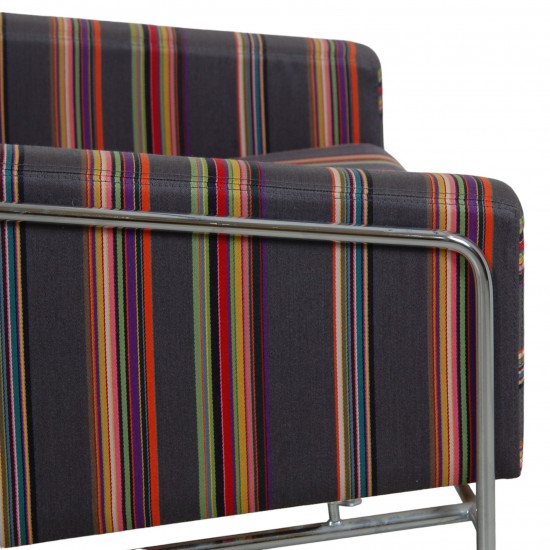 Arne Jacobsen 3301 Loungechair in Paul Smith fabric