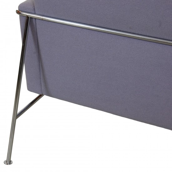 Arne Jacobsen 3301 lufthavnsstol i lilla stof