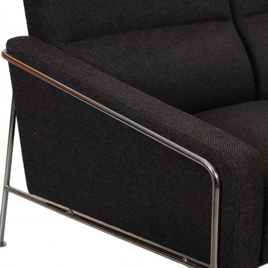 Arne Jacobsen 3.seater 3303 sofa in grey Hallingdal fabric