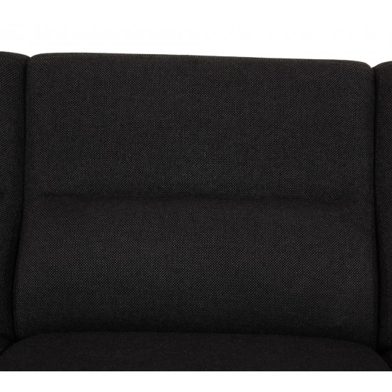 Arne Jacobsen 3.seater 3303 sofa in grey Hallingdal fabric