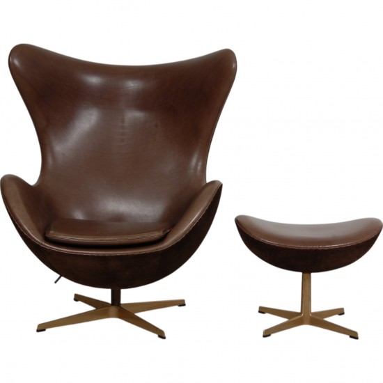 Arne Jacobsen 50 års jubilæums Ægget stol med skammel