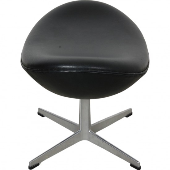 Arne Jacobsen Ægge skammel i sort læder