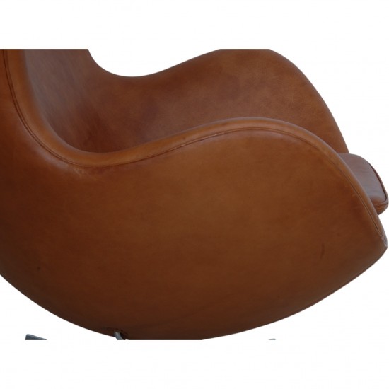 Arne Jacobsen Egg chair in patinated cognac leather