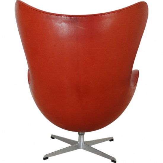 Arne Jacobsen vintage Egg chair with stool in indian red anilin leather
