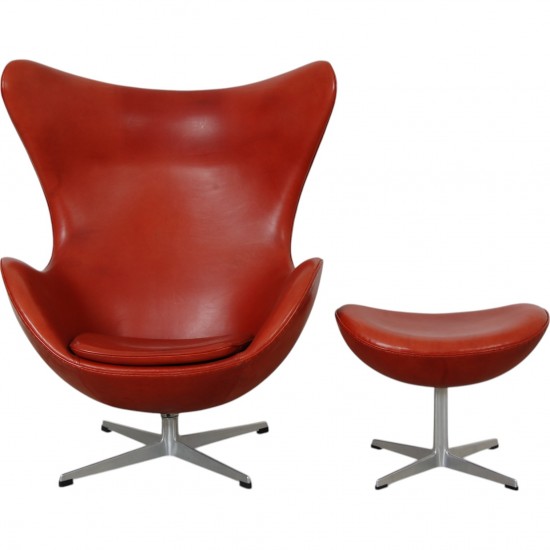 Arne Jacobsen vintage Egg chair with stool in indian red anilin leather