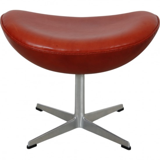 Arne Jacobsen vintage Egg chair with stool in indian red anilin leather