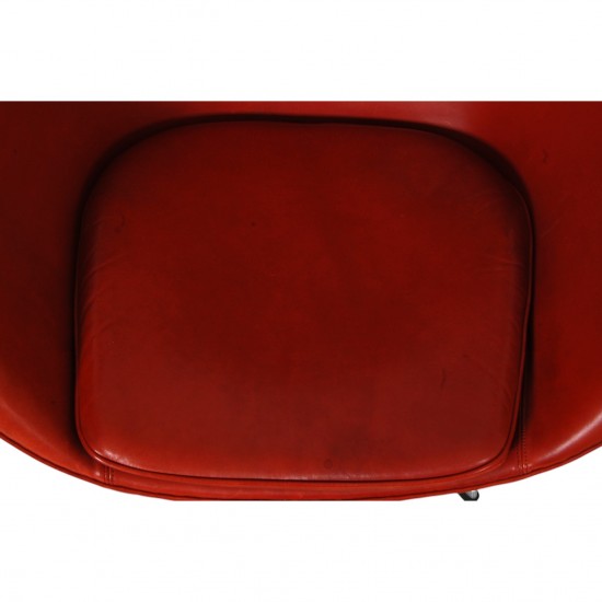 Arne Jacobsen vintage Egg chair with stool in indian red anilin leather