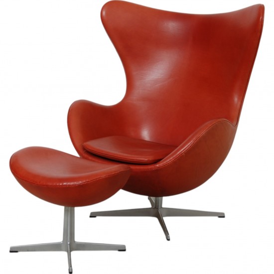 Arne Jacobsen Egg chair with stool in indian red anilin leather