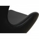 Arne Jacobsen Ægget stol i sort Aura læder