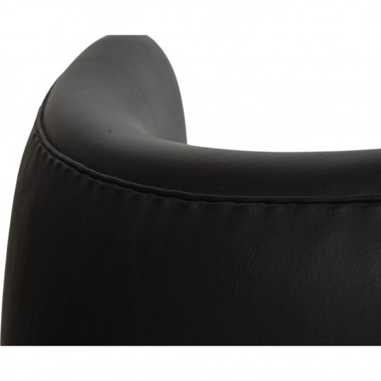 Arne Jacobsen Ægget stol i sort Aura læder