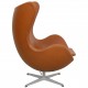 Arne Jacobsen Egg chair in walnut grace leather