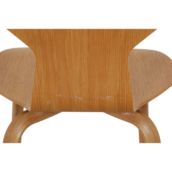 Arne Jacobsen Grandprix stol af eg
