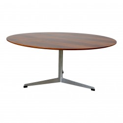 Arne Jacobsen Rosewood Circular Coffee table Ø: 110 cm Arne Jacobsen Rosewood Circular Coffee table Ø: 110 cm