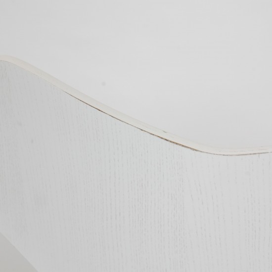 Sæt med 3 hvide Arne Jacobsen Grandprix stole