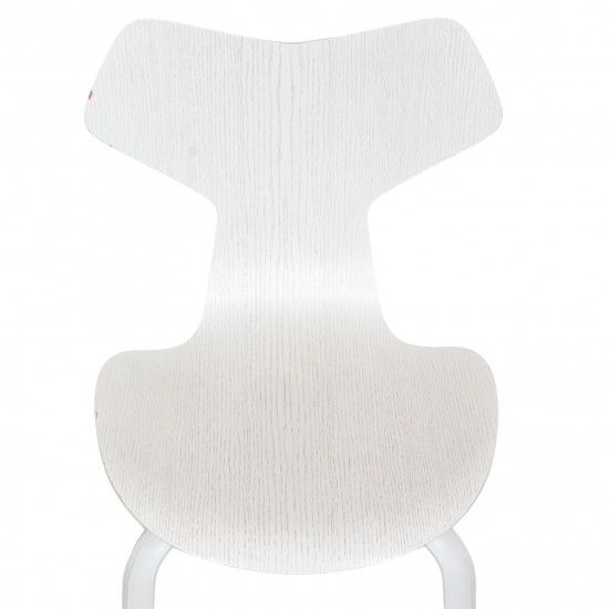 Sæt med 3 hvide Arne Jacobsen Grandprix stole