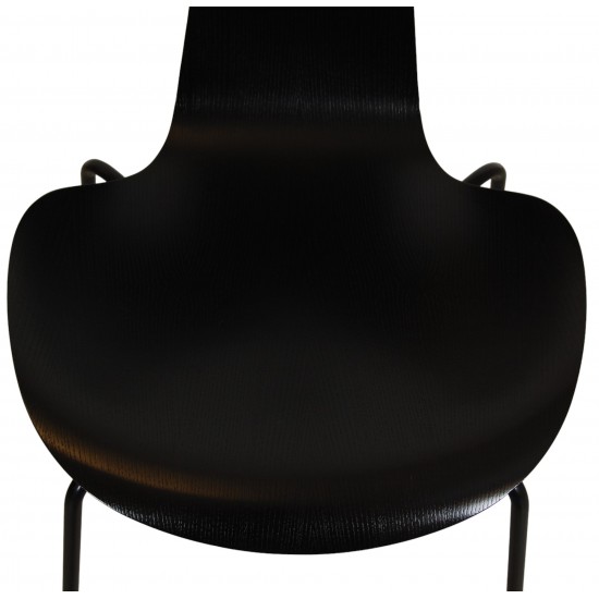 Arne Jacobsen Grandprix chair in black lacquered ash